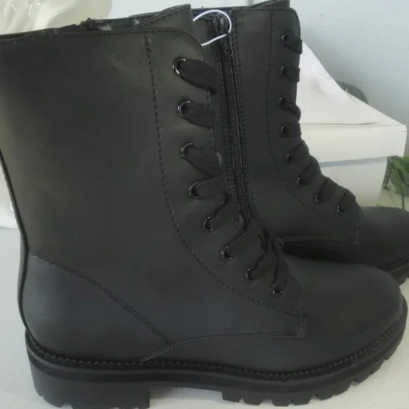 A New Day Black Combat Style Boots Ladies Size 9 - Picture 3 of 12